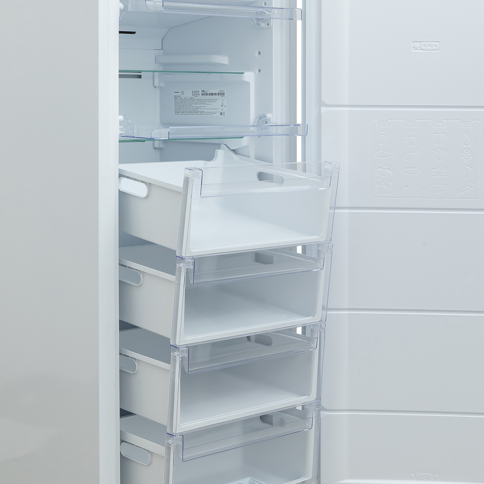 Морозильная камера Hotpoint HFZ 5151 W - рис.5