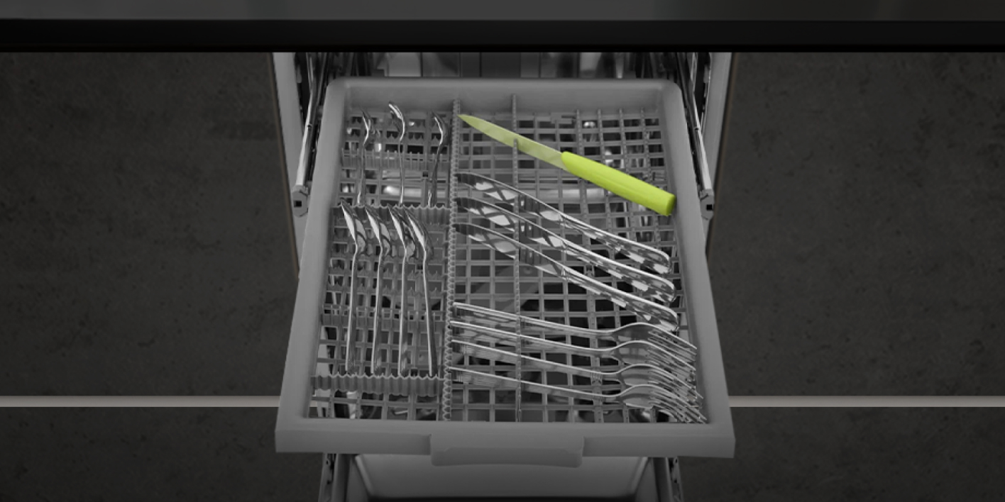 Третья корзина для столовых приборов