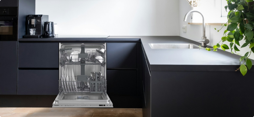 Посудомоечная машина Hotpoint HI 4D66 DW