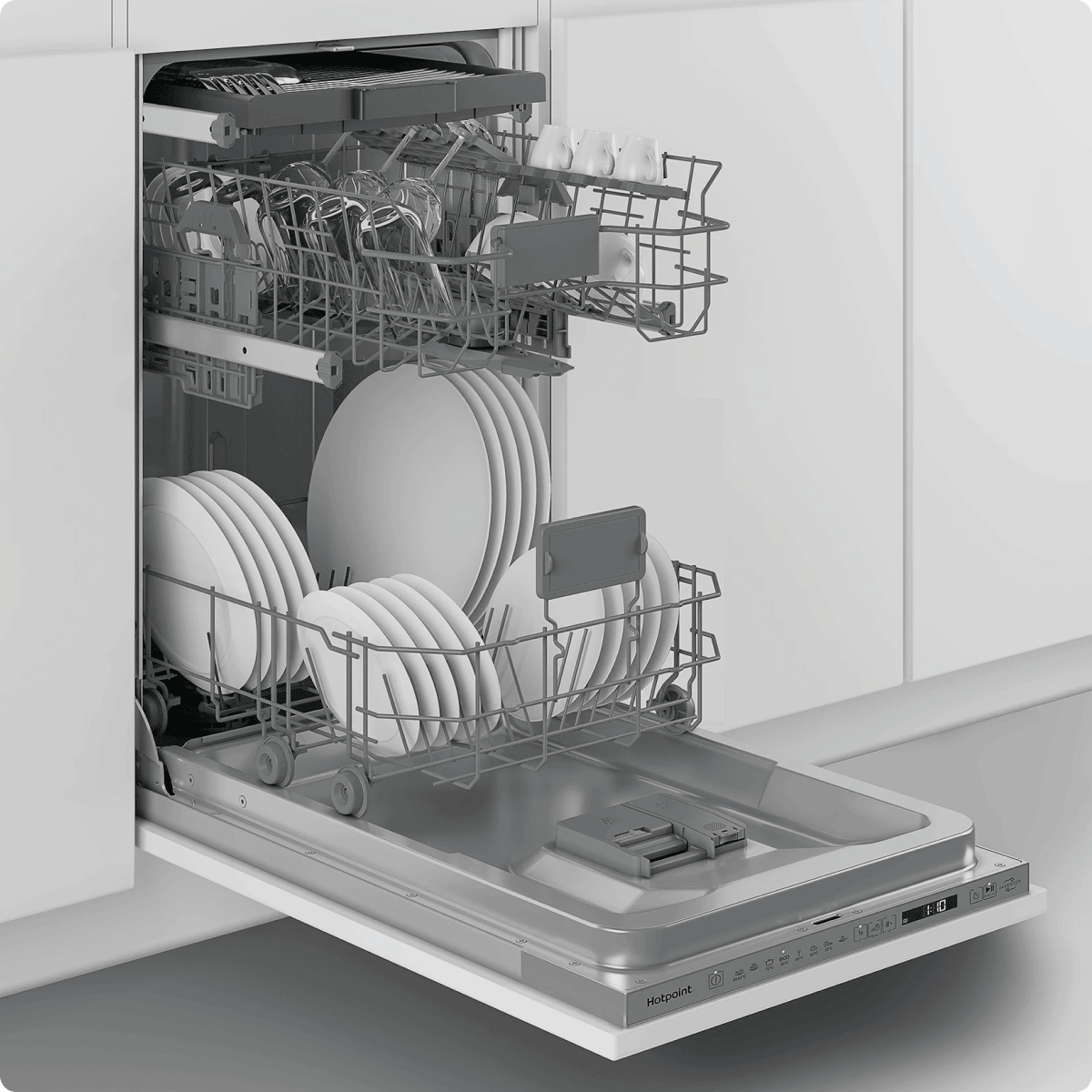 Посудомоечная машина Hotpoint HIS 2D87 D с открытой дверцей